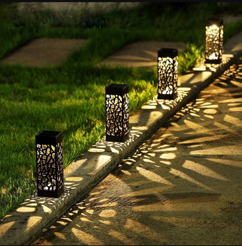 Solar Garden Pathway Light