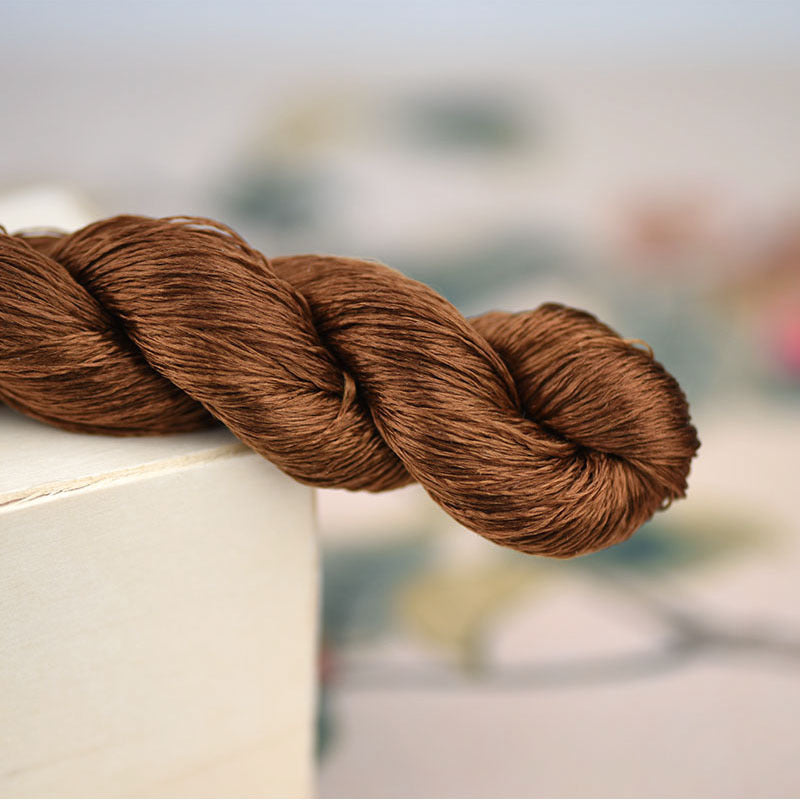 Mulberry Silk Su Embroidery Thread - Velvet Wrapped