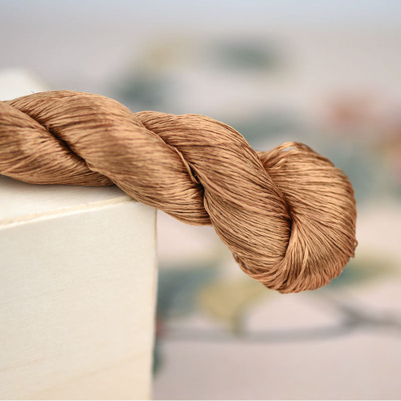 Mulberry Silk Su Embroidery Thread - Velvet Wrapped