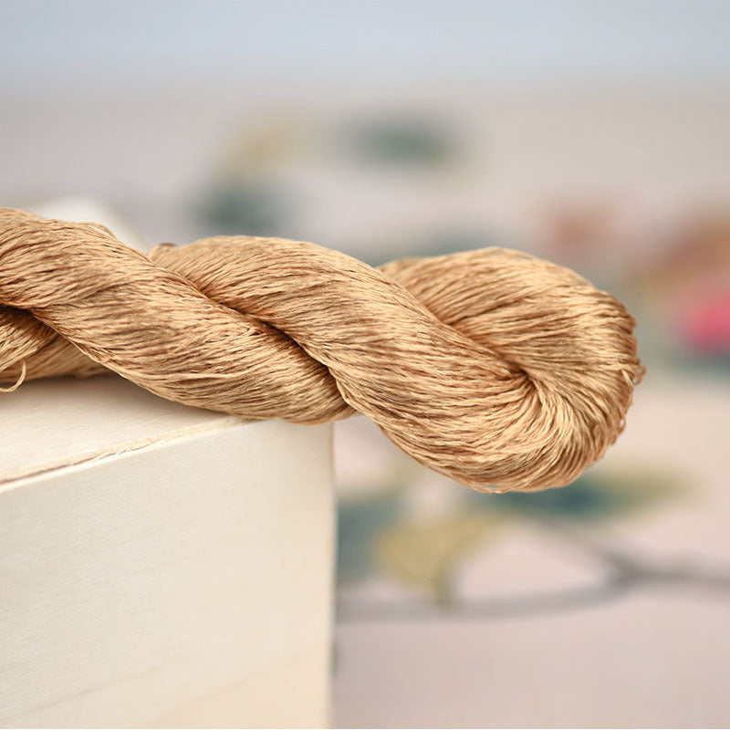 Mulberry Silk Su Embroidery Thread - Velvet Wrapped