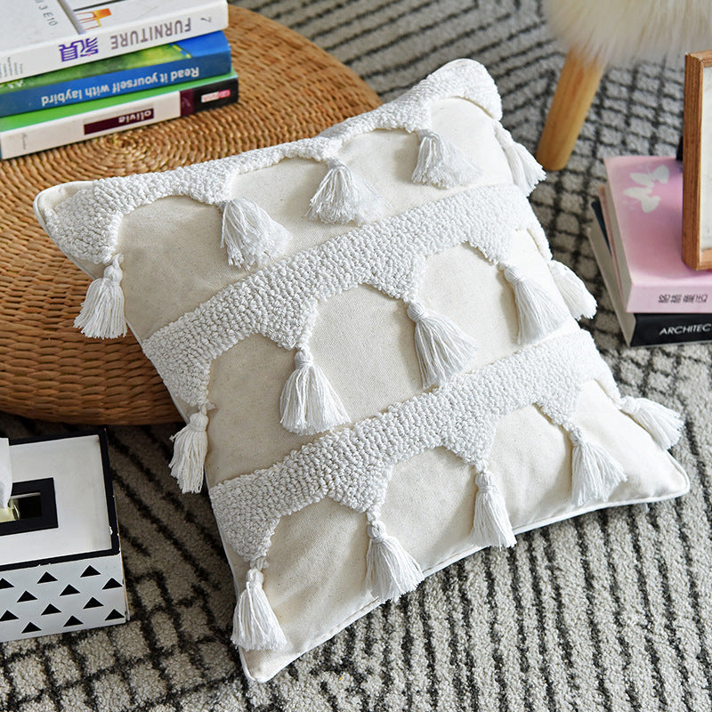 Nordic Tufted Moroccan Throw Pillow
