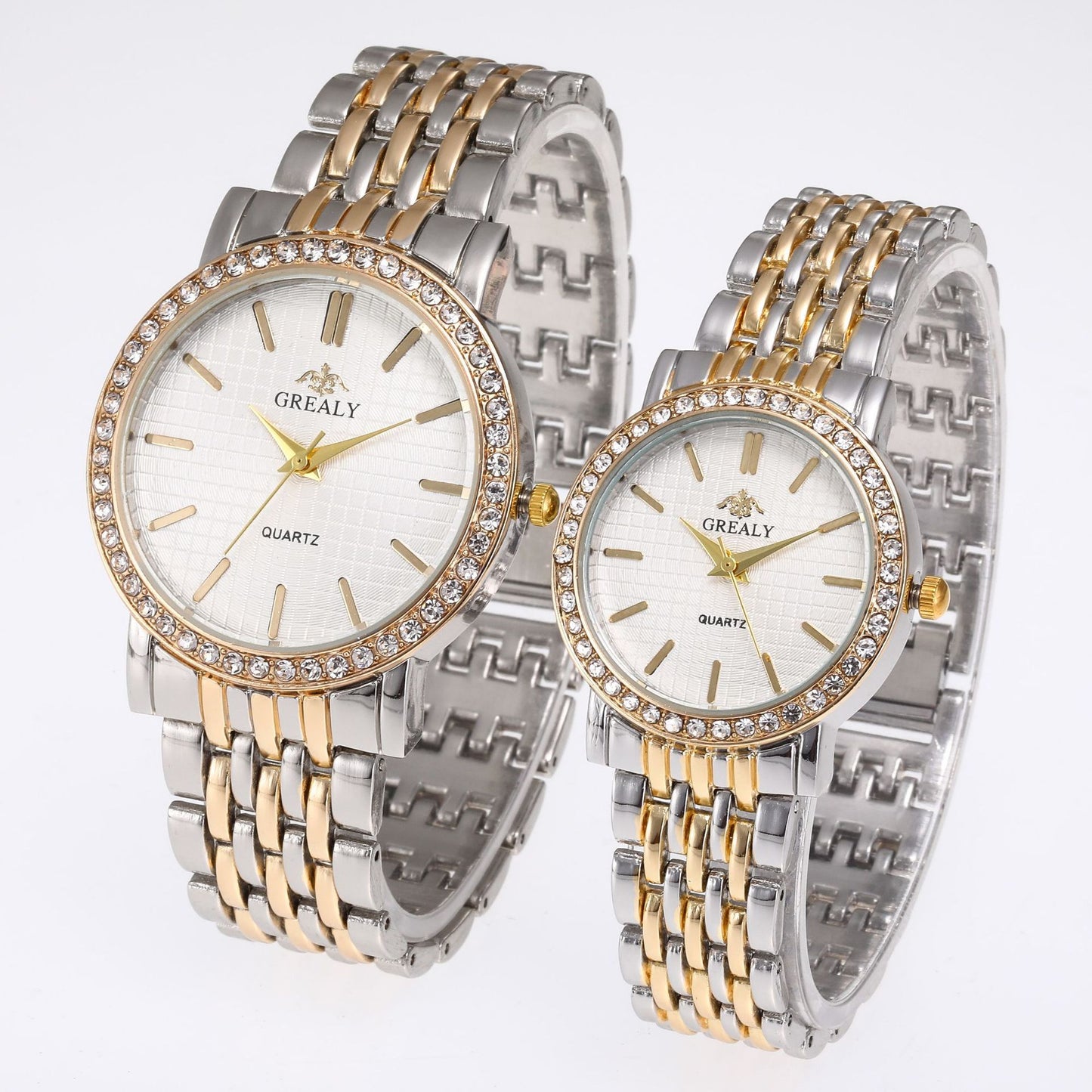 Simple Casual Quartz Watch with Steel Strap and Diamond Detailing