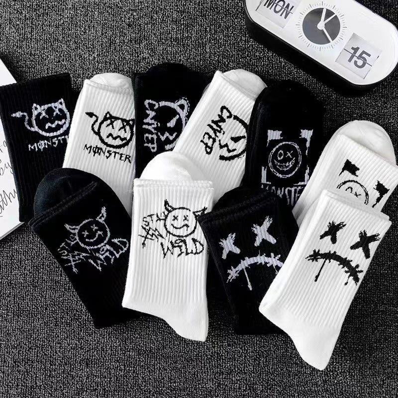 Mens Mid-calf Sports Black And White Socks