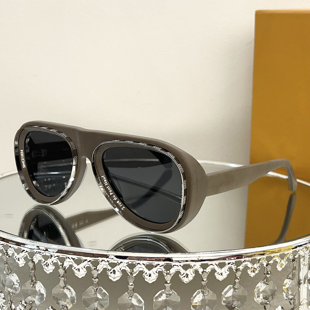 Toad-shaped Camouflage Sunglasses