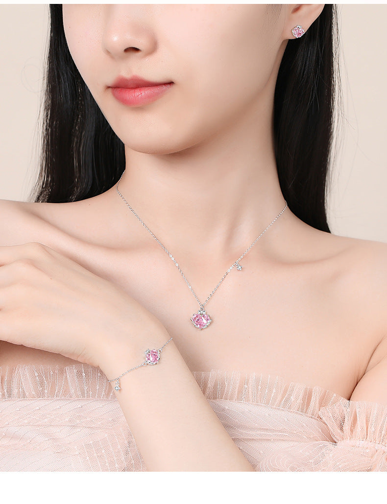 Sweet Girl Sterling Silver Zircon Clavicle Chain Necklace