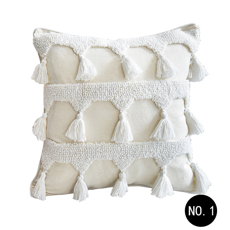 Nordic Tufted Moroccan Throw Pillow