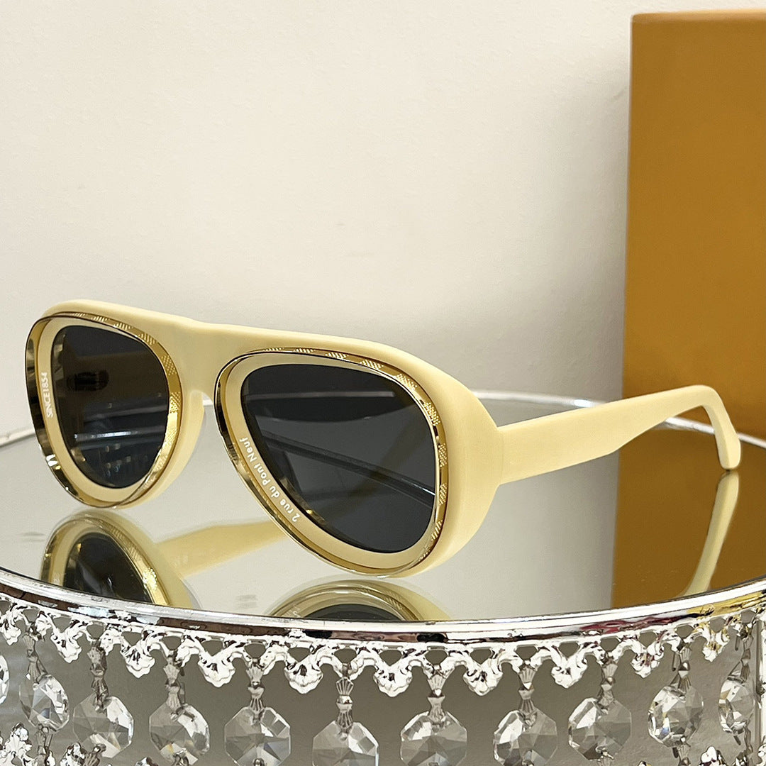 Toad-shaped Camouflage Sunglasses