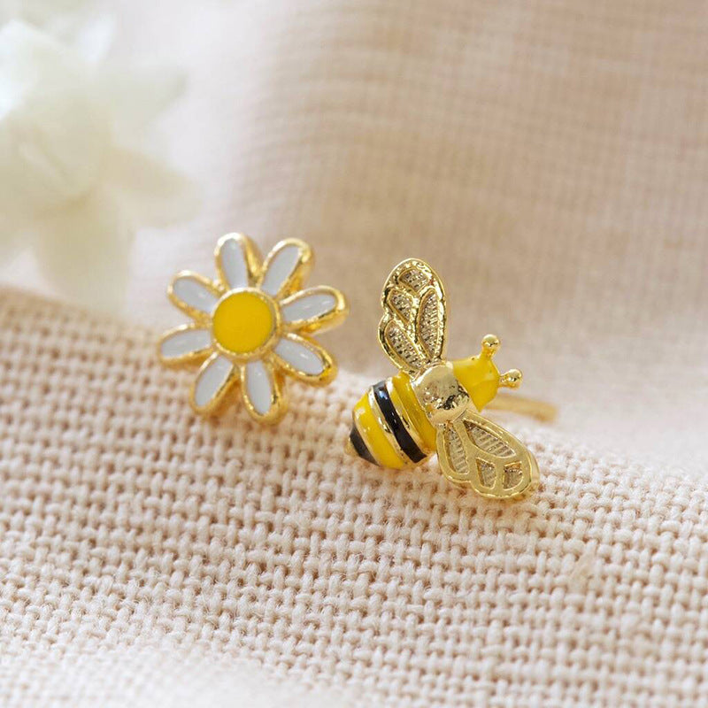 Little Stud Earrings Female Asymmetric Bee