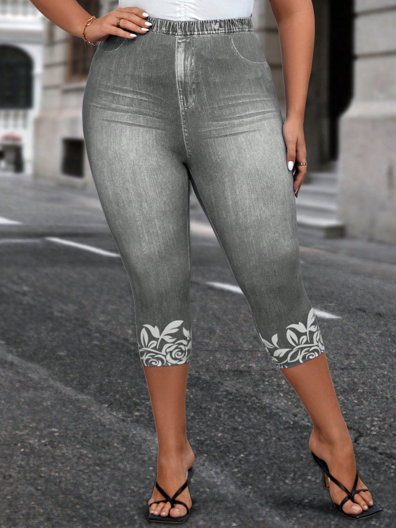Plus Size Women's Tight Printed Pants