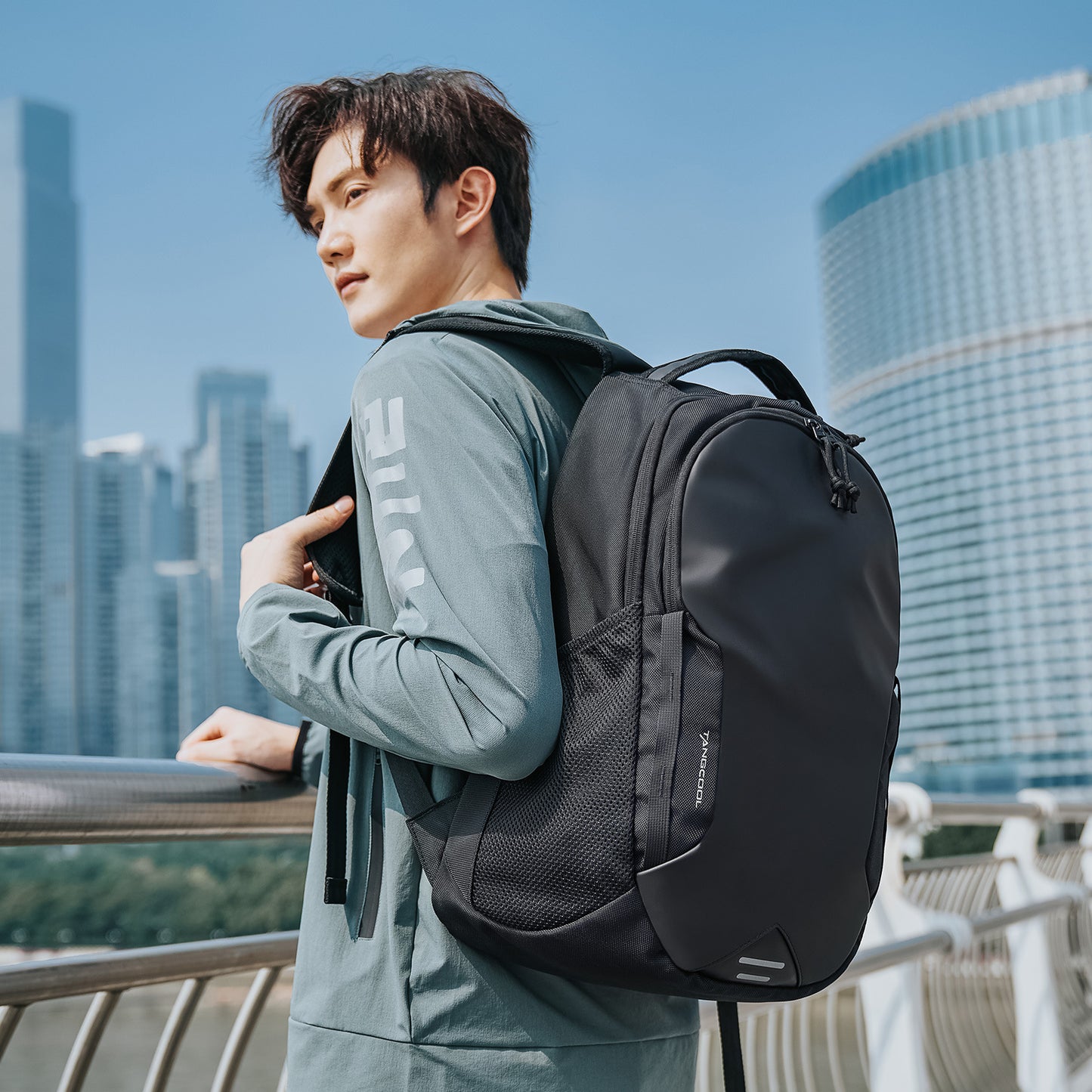 Stylish Versatile Male Commuter Backpack