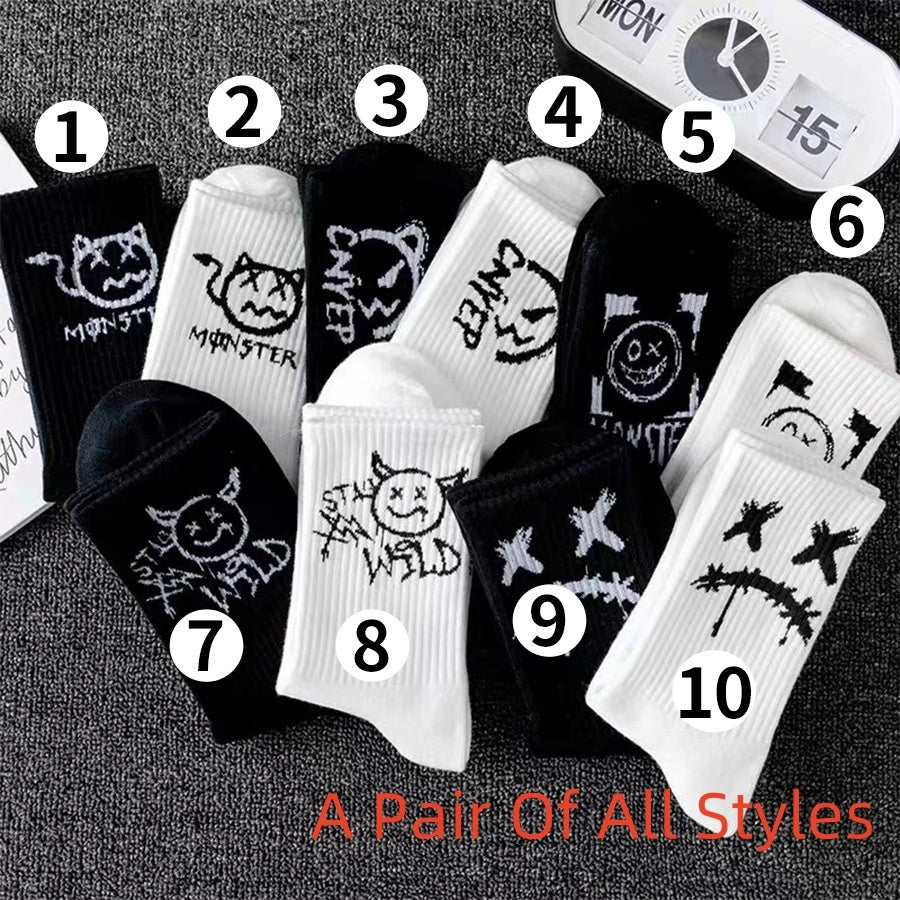 Mens Mid-calf Sports Black And White Socks