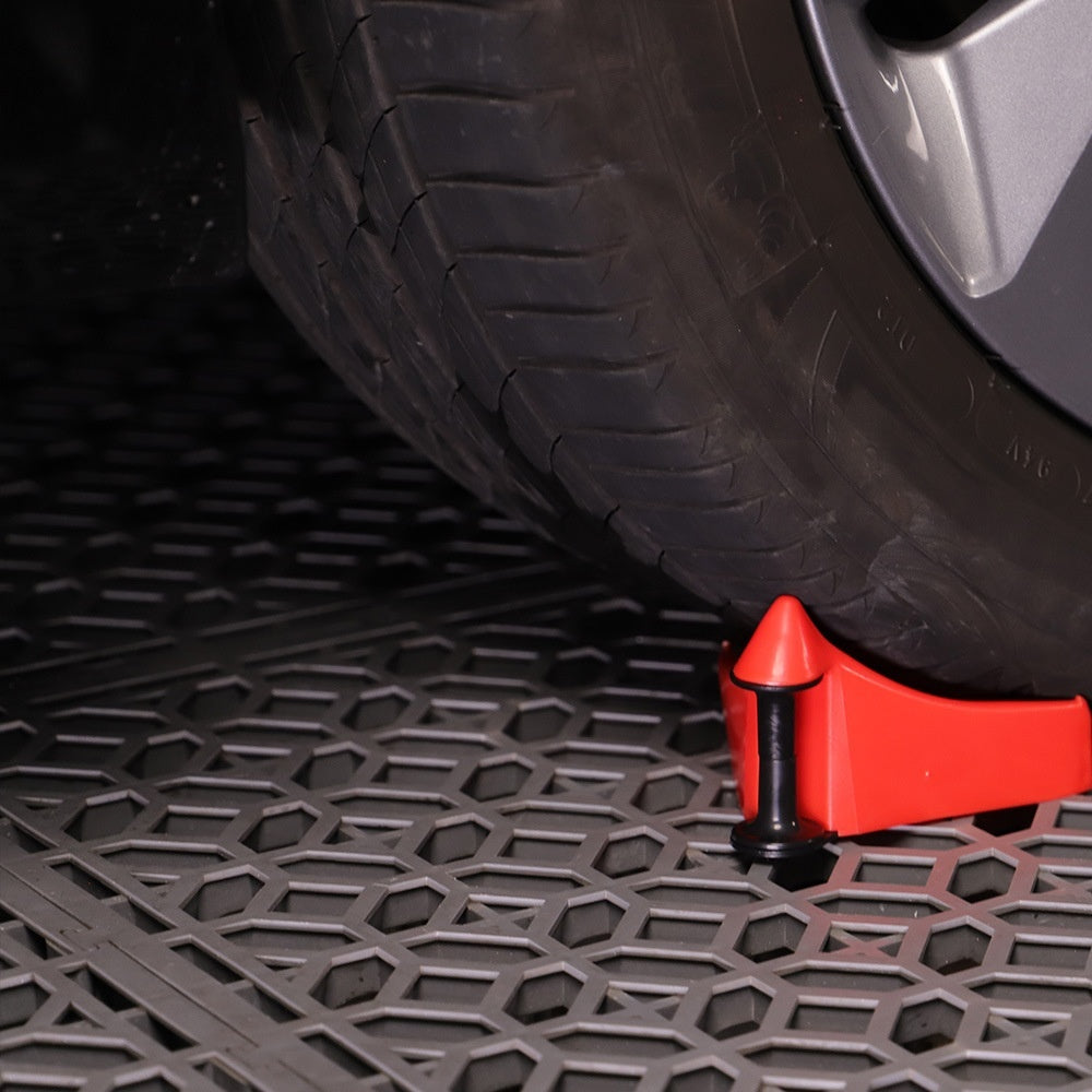 Portable Non-Slip Triangle Car Tire Stopper