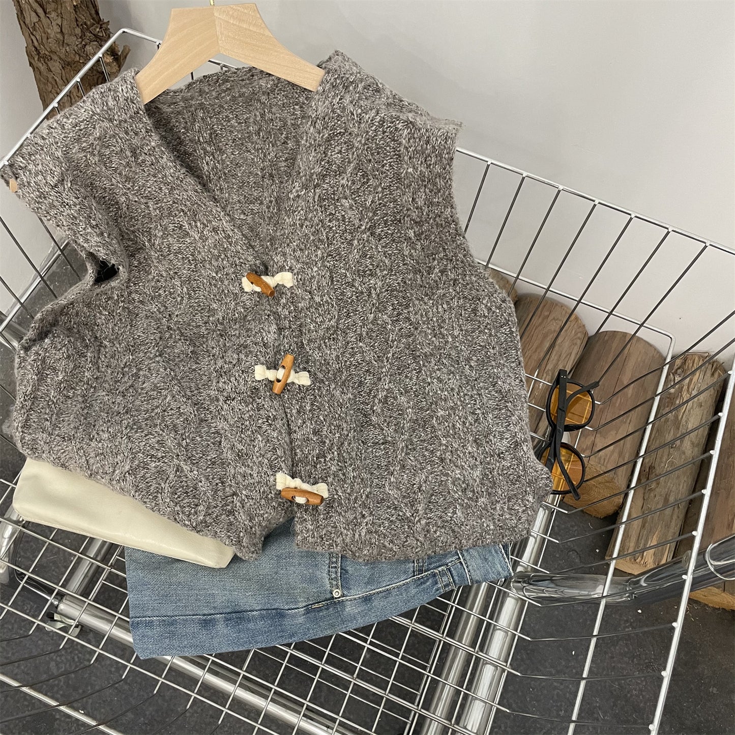 Retro Horn Button V-neck Sweater Vest