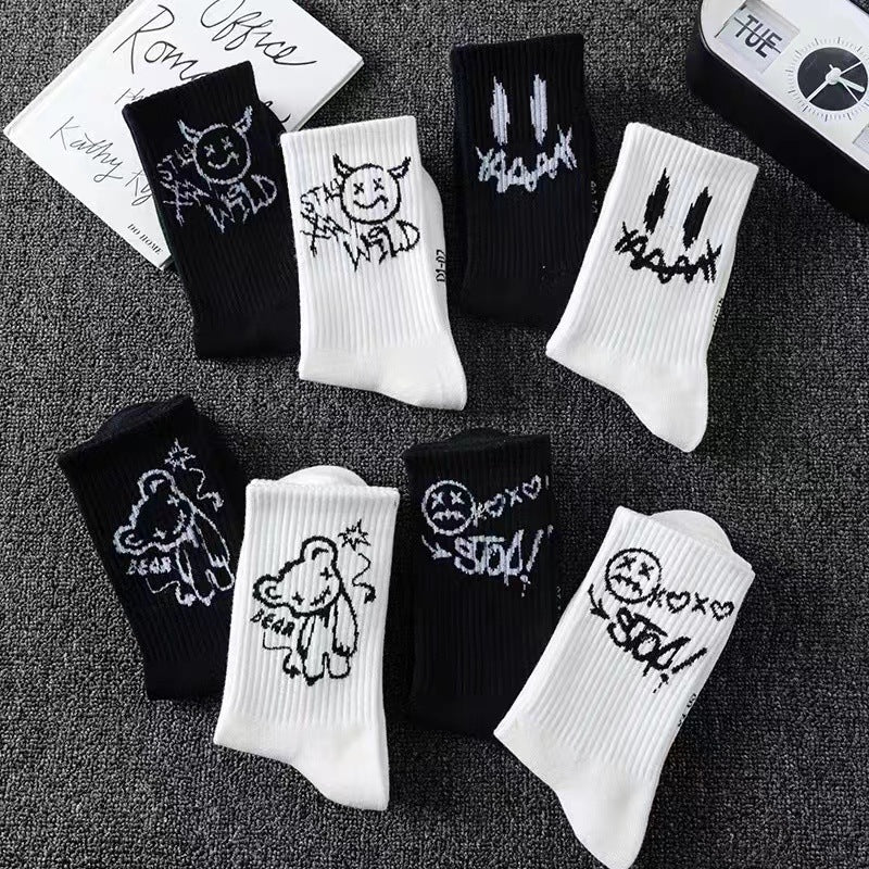 Mens Mid-calf Sports Black And White Socks