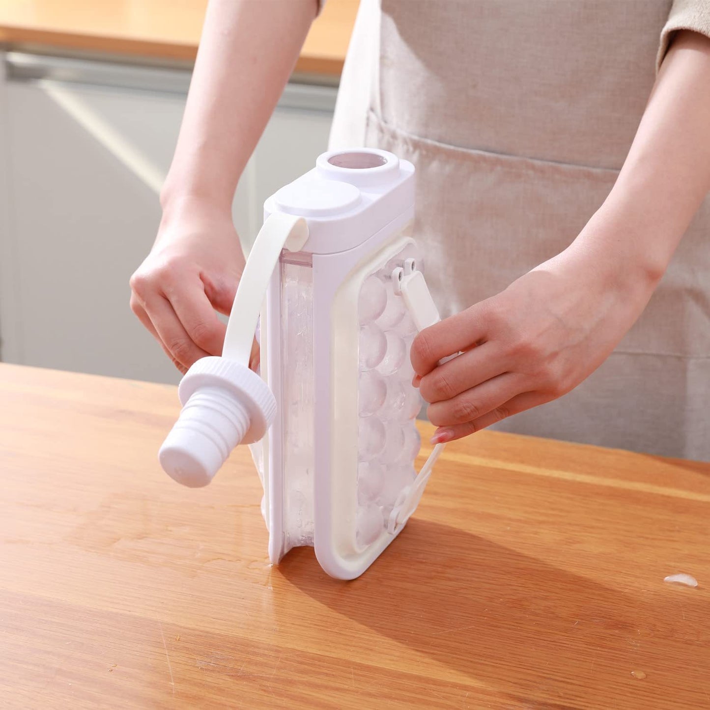 2-in-1 Portable Quick Release Ice Ball Maker