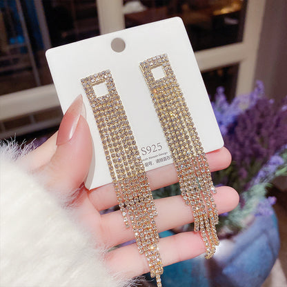 Light Luxury Pearl Earrings