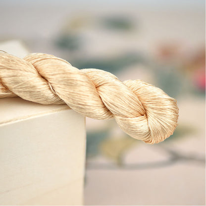 Mulberry Silk Su Embroidery Thread - Velvet Wrapped