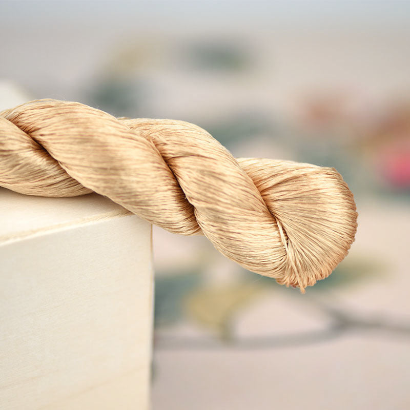 Mulberry Silk Su Embroidery Thread - Velvet Wrapped