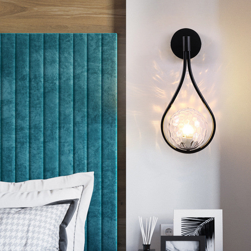 مصباح جداري LED بجانب السرير لغرفة النوم الإسكندنافية بتصميم ذهبي وشخصي لإضاءة المنزل