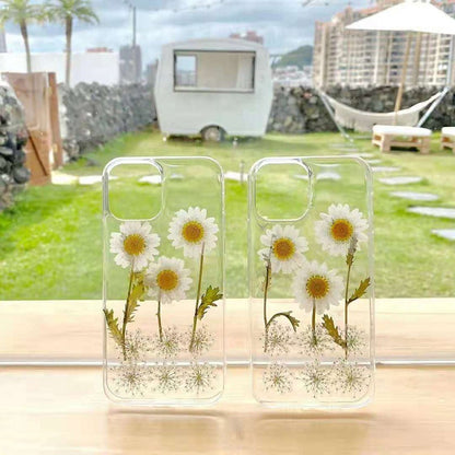 Epoxy Daisy Protective Phone Case