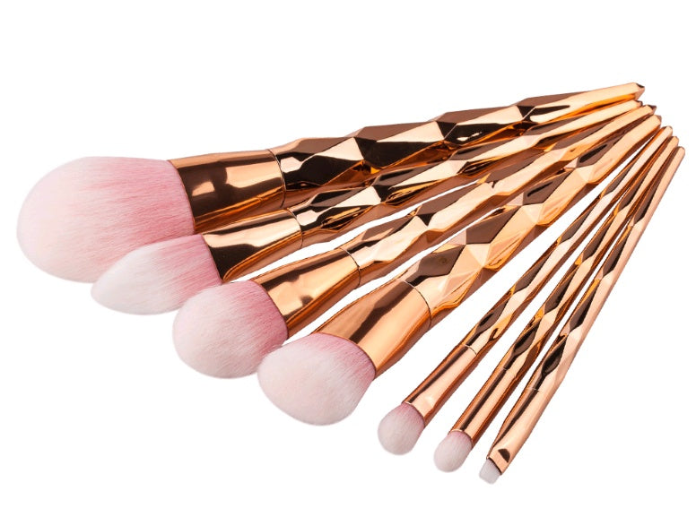 7 Diamond Makeup Brushes