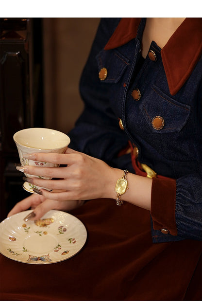 Retro Oval Small Golden Quartz Watch