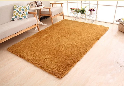 Fluffy White Plush Carpet