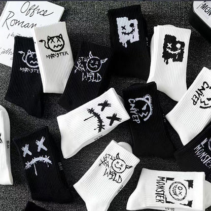 Mens Mid-calf Sports Black And White Socks
