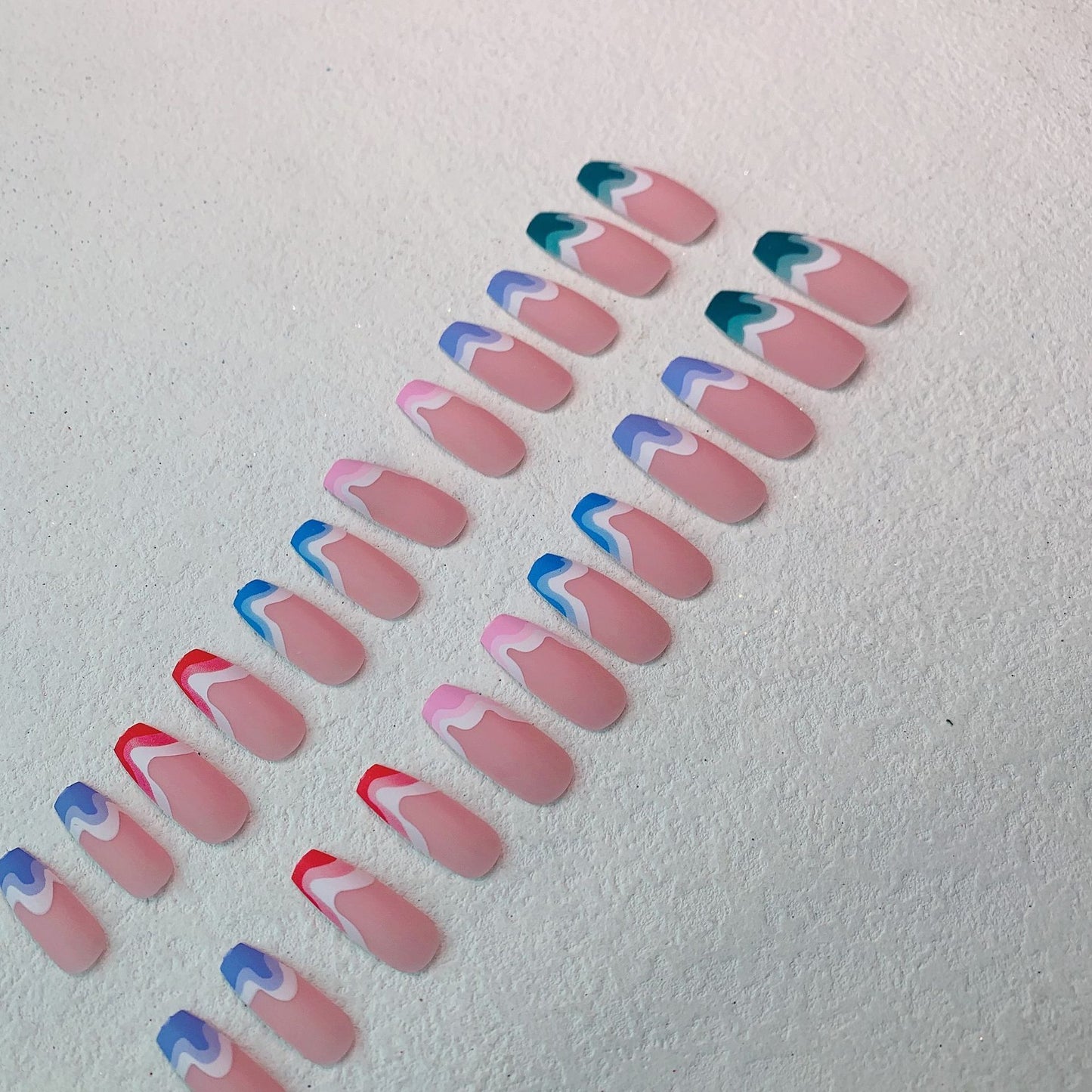 Fake Nails Multicolored Wave Pattern