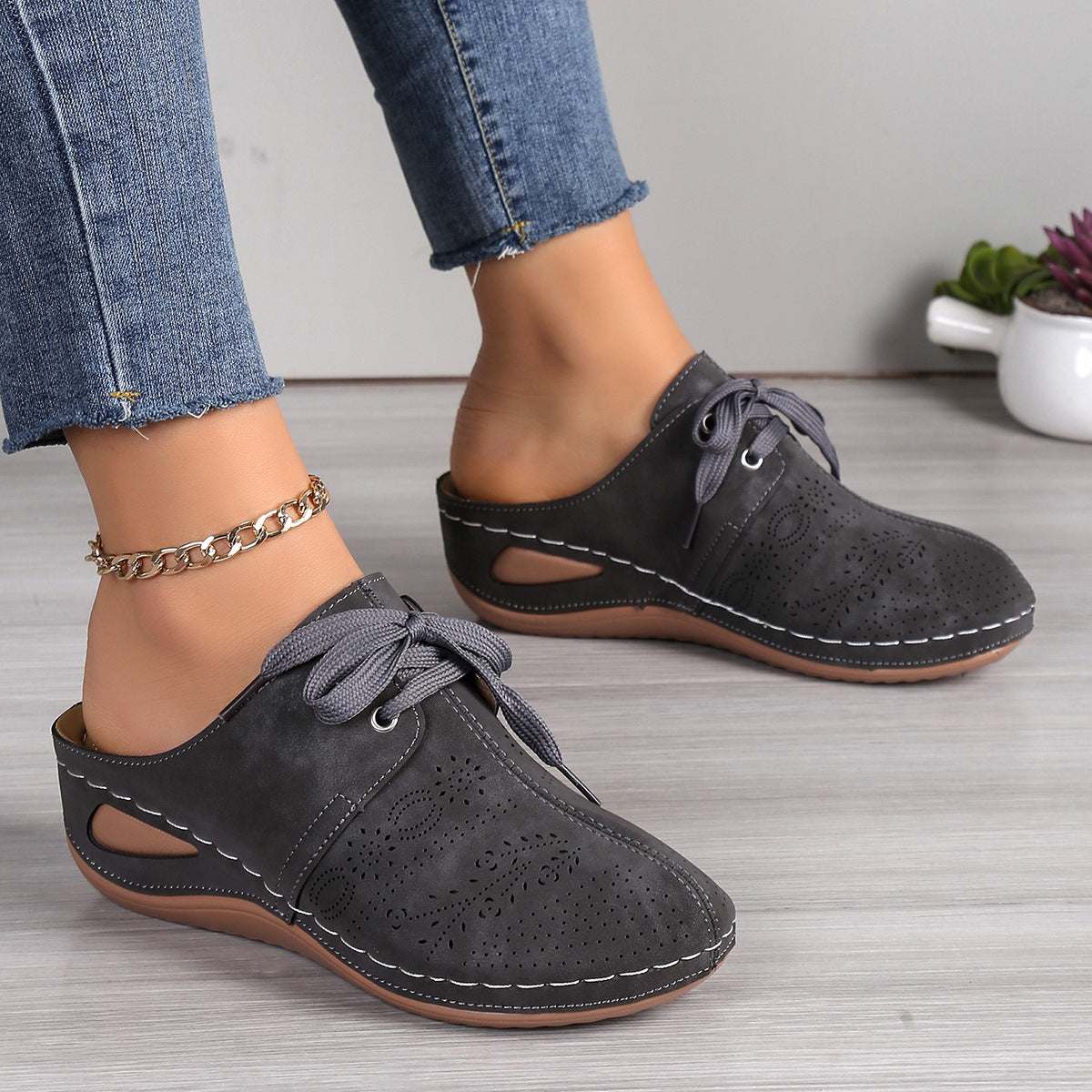 Women's Hollow Out Wedge Slippers