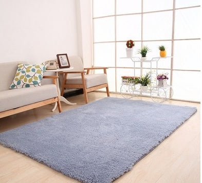 Fluffy White Plush Carpet
