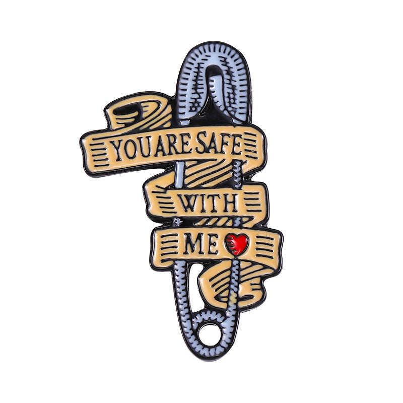 Retro Alphabet Clip Couple Badge