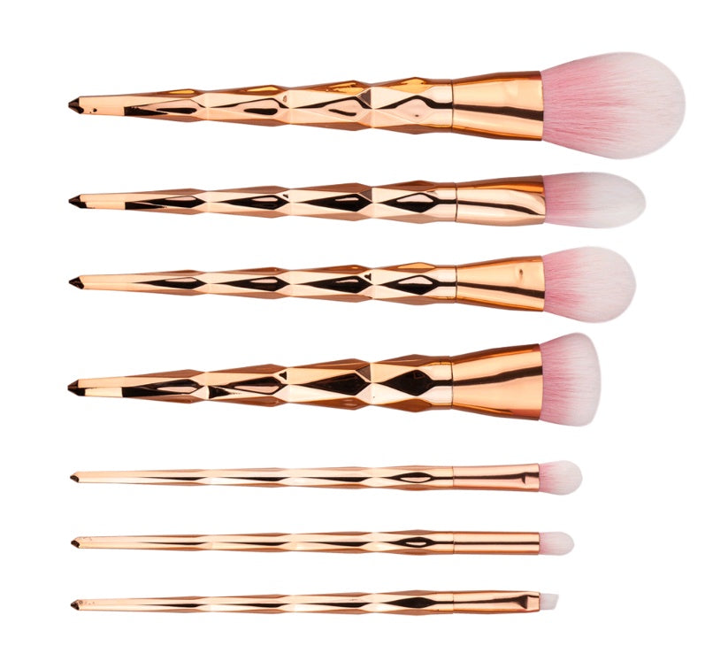 7 Diamond Makeup Brushes