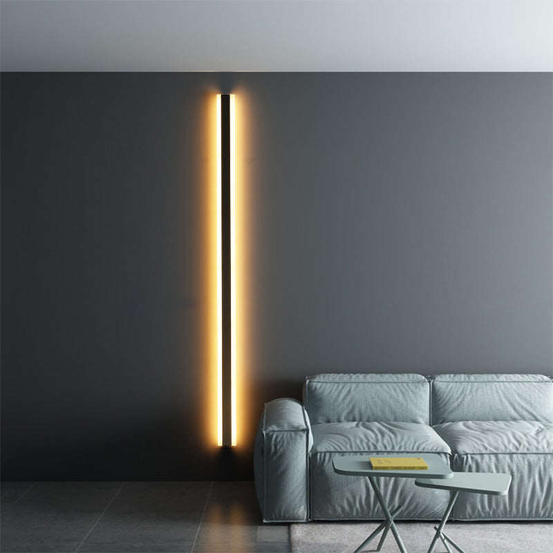 مصباح حائط LED طويل بتصميم بسيط