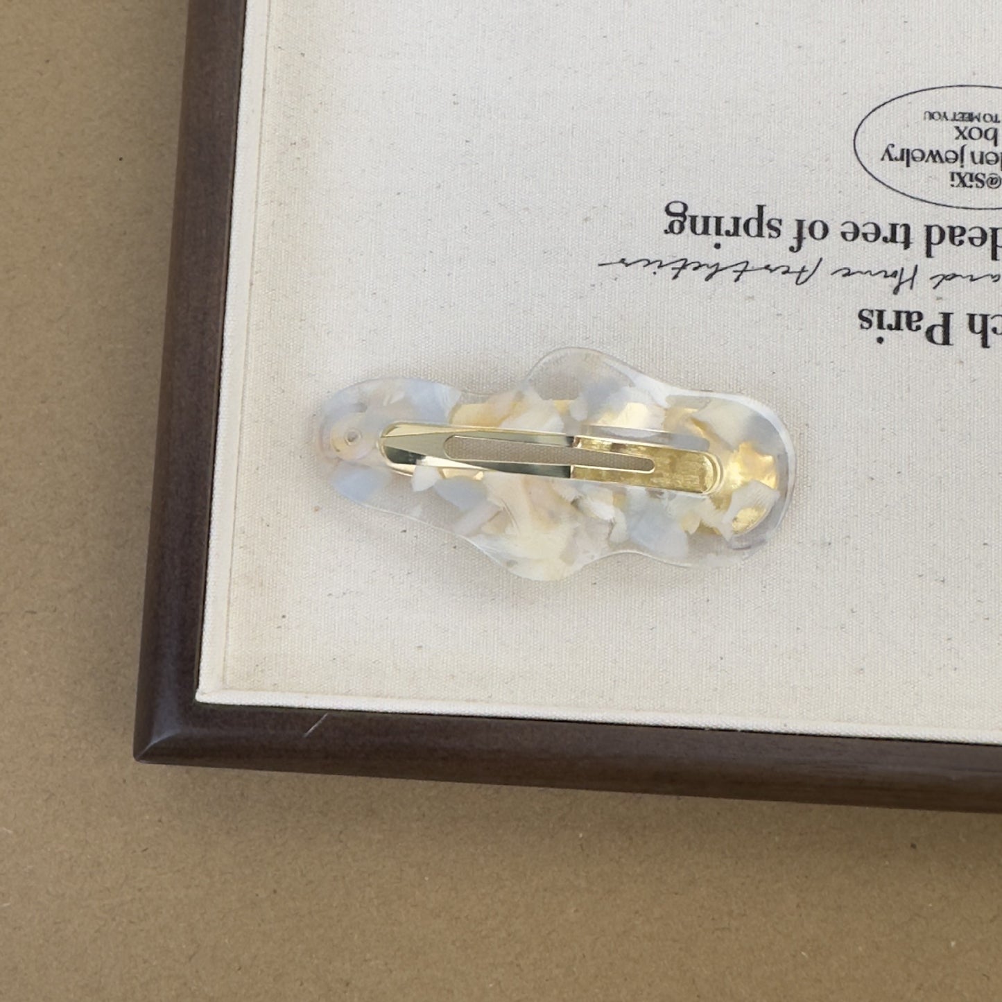Irregular Hollow-out Clouds Acetate Hairpin