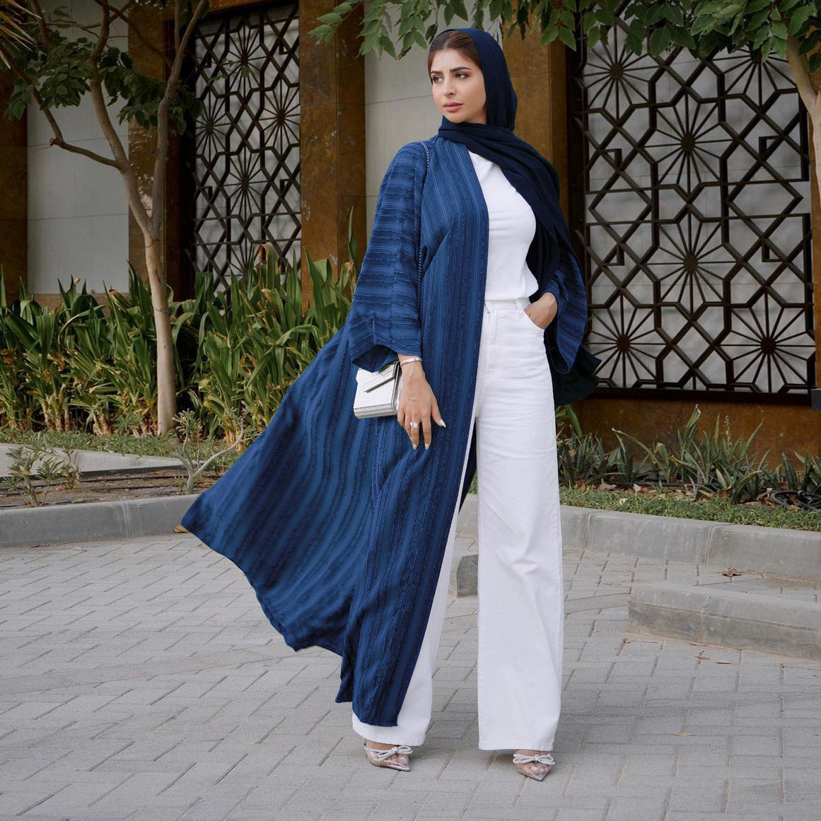 Women's Ethnic Style Retro Cardigan Top Fashionable Knitted Coat