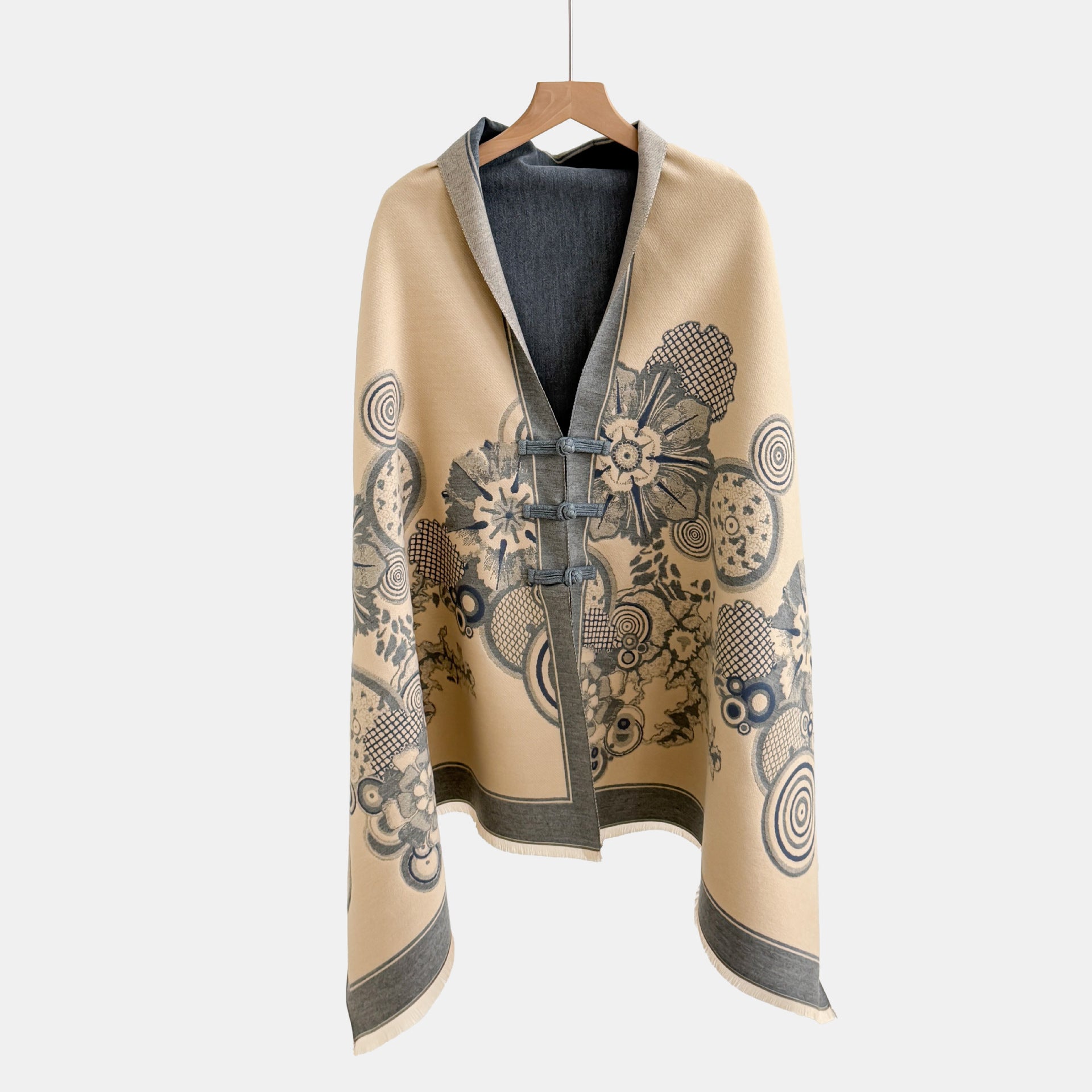 e7d6d55f4538bcc94d7ecfeb3418c513