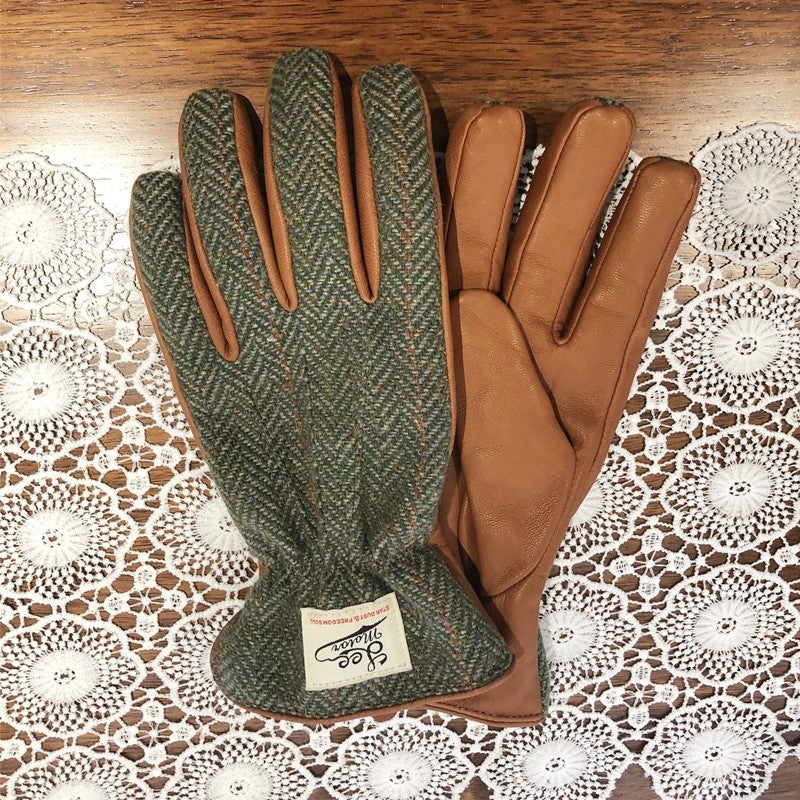Fleece-lined Motorcycle Touch Screen Leather Gloves
