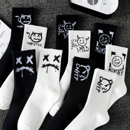 Mens Mid-calf Sports Black And White Socks