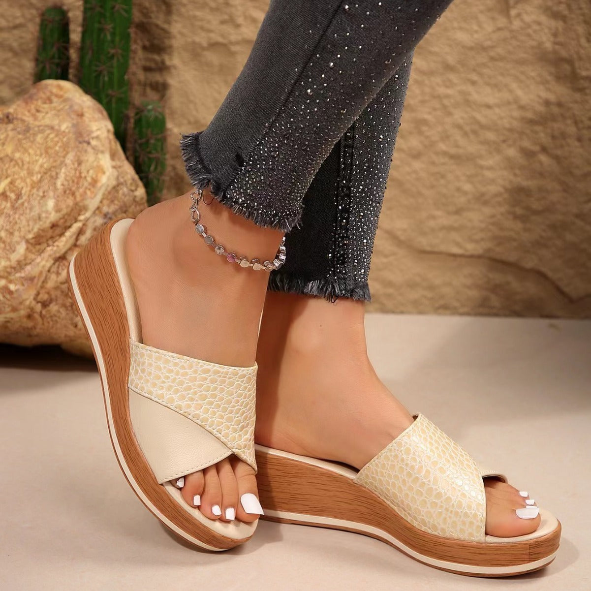 Women's Snake-Texture Peep-toe Wedge Sandals