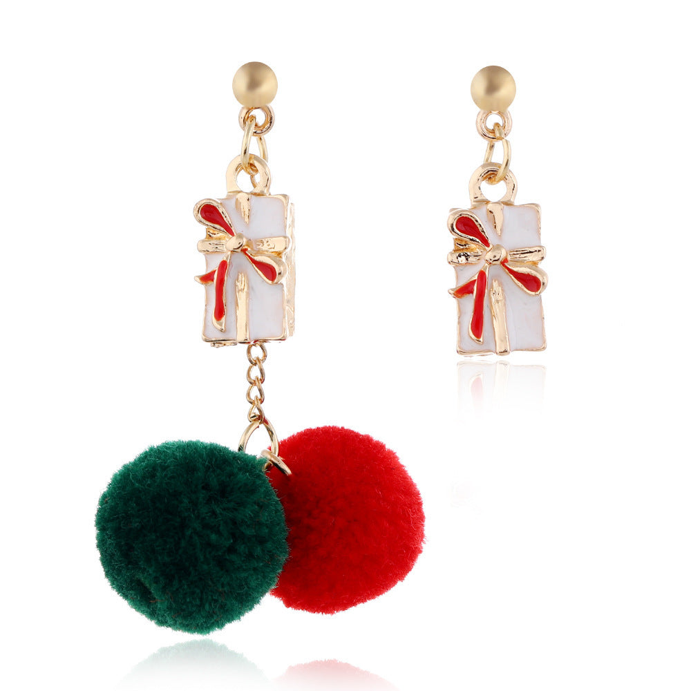 European American Christmas Snowflake Earrings